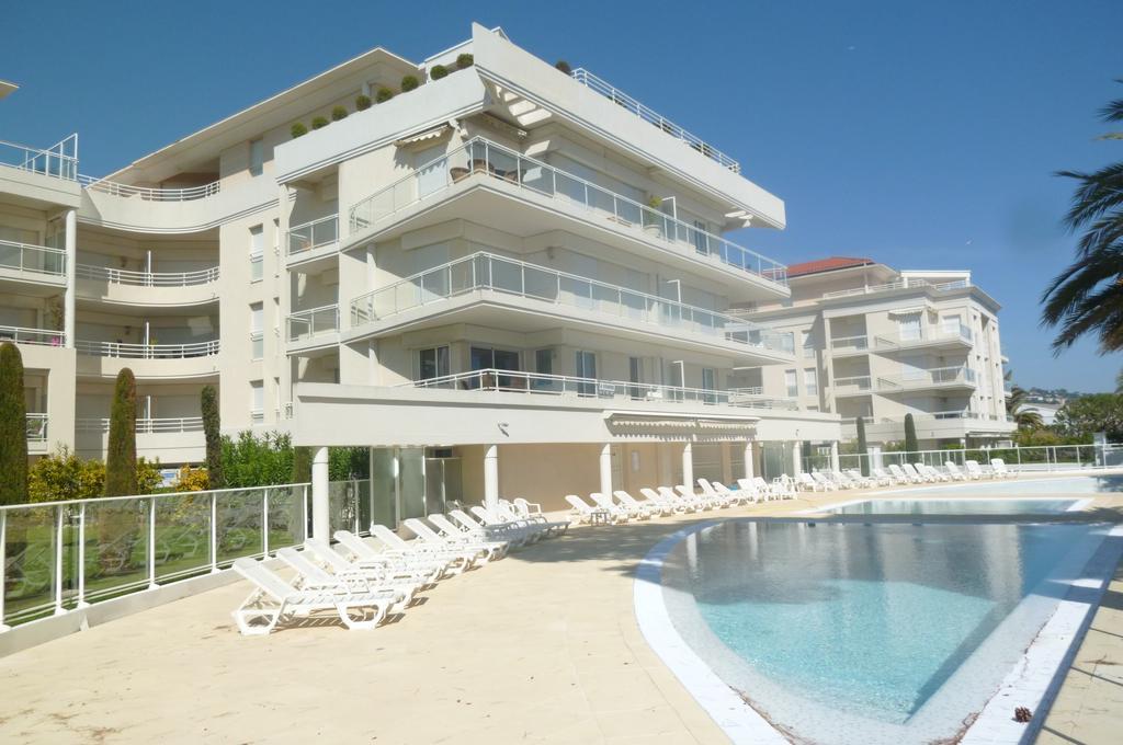 Stunning 2 Bed, 2 Bath Apt On The Cannes Sea Front Has Swimming Pool And Is A Secure Modern Building 464 Exterior foto