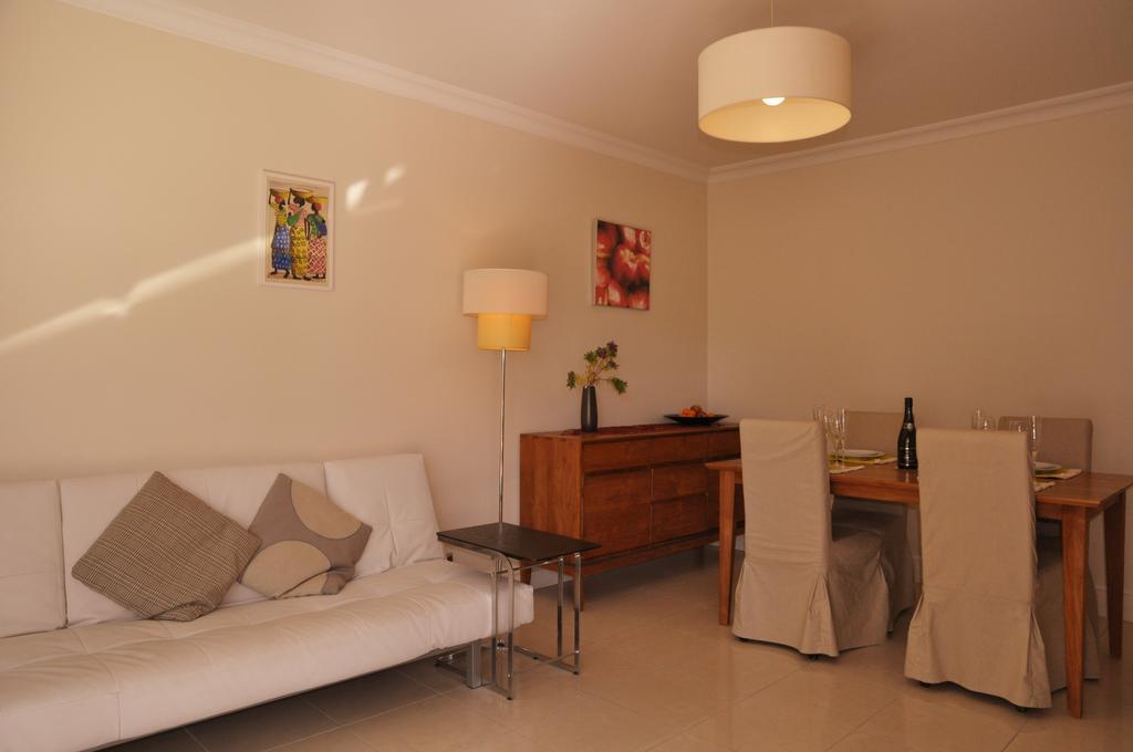 Stunning 2 Bed, 2 Bath Apt On The Cannes Sea Front Has Swimming Pool And Is A Secure Modern Building 464 Exterior foto